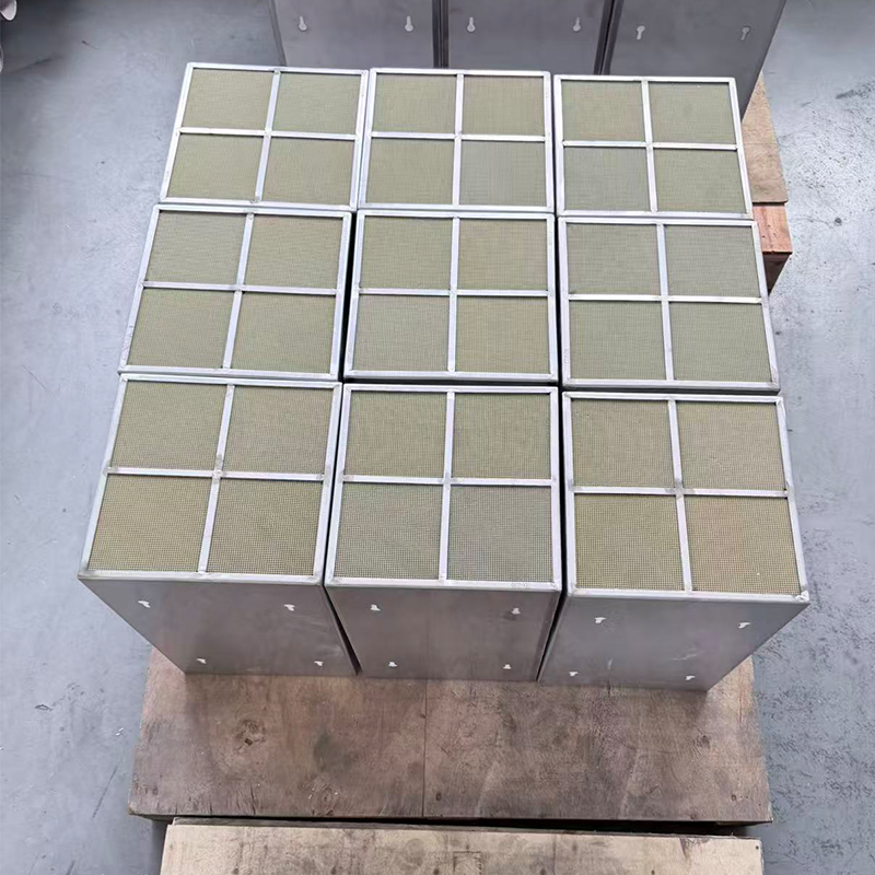 Сварная деталь с монолитным катализатором