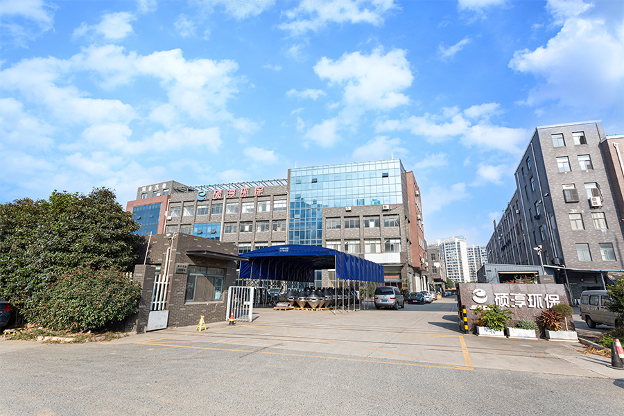 Фабричный экстерьер